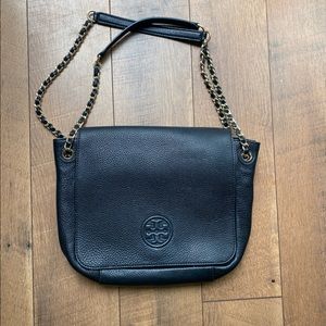 TORY BURCH AMAZING CONDITION PURSE